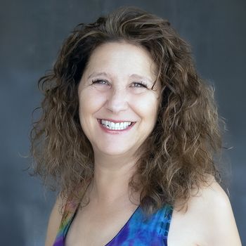 Portrait of Sabine Andraud, Associate Broker